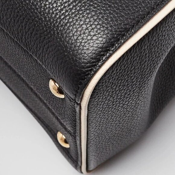 Louis Vuitton Black Leather and Monogram Coated Canvas Double V Bag - Picture 4 of 12